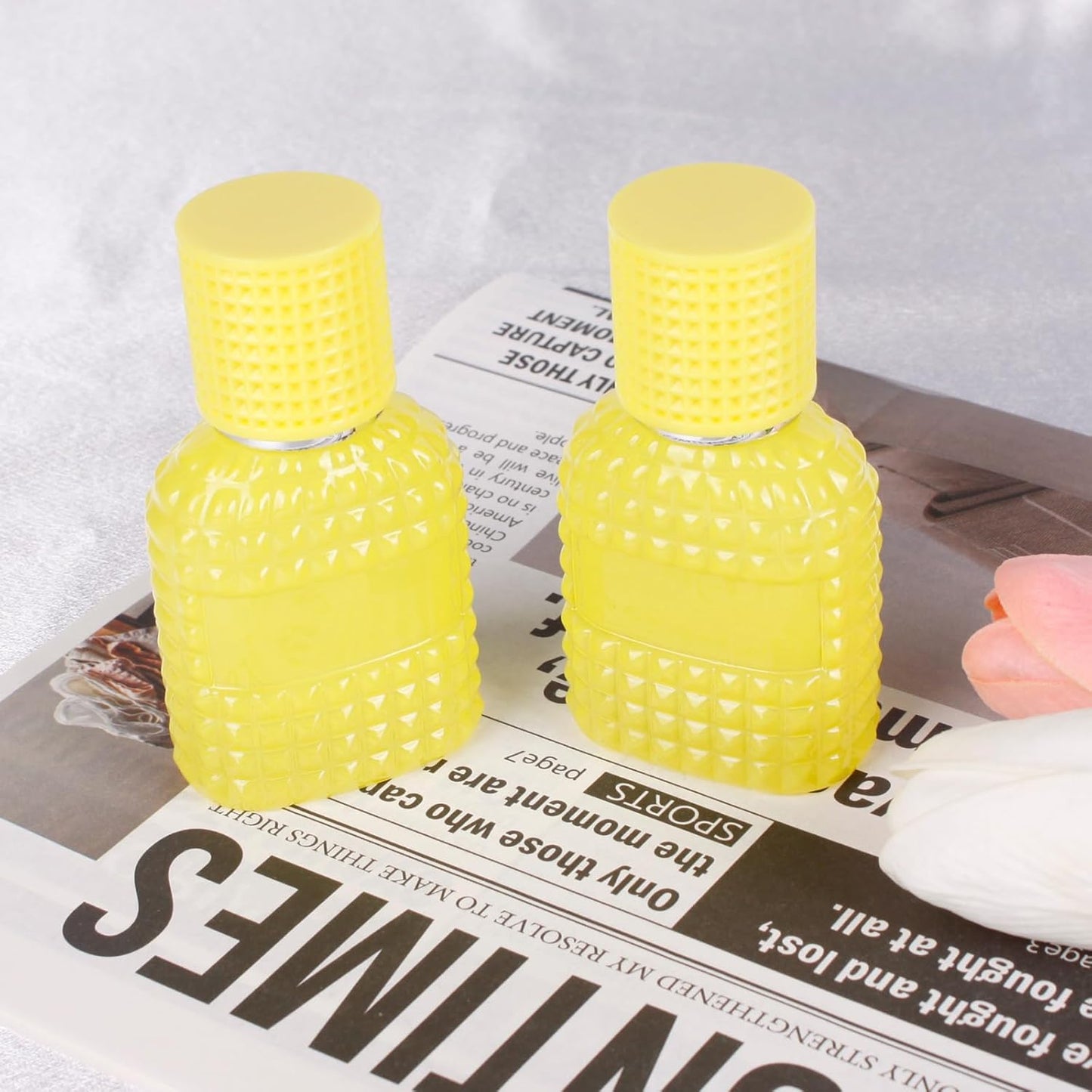 2 Pack 30ml Perfume Spray Bottles Empty, Refillable Glass Fine Mist Atomizer, Portable Travel Perfume Atomizers Fragrance Containers Sprayer for Cleaning, Essential Oils, Liquids (Yellow)