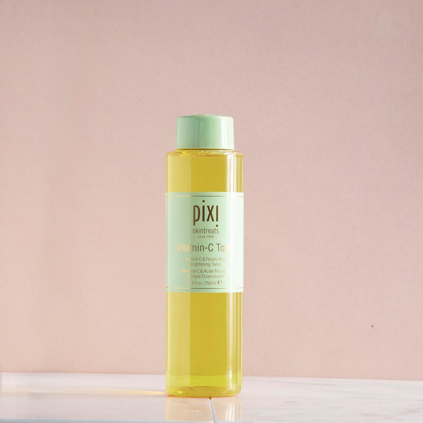 Pixi Vitamin-C Tonic,Brightening & Soothing Facial Toner, Boost Skin Luminosity, Infused with Vitamin-C & Ferulic Acid, Alcohol Free Daily Toner (250ml / 8,5 fl oz)