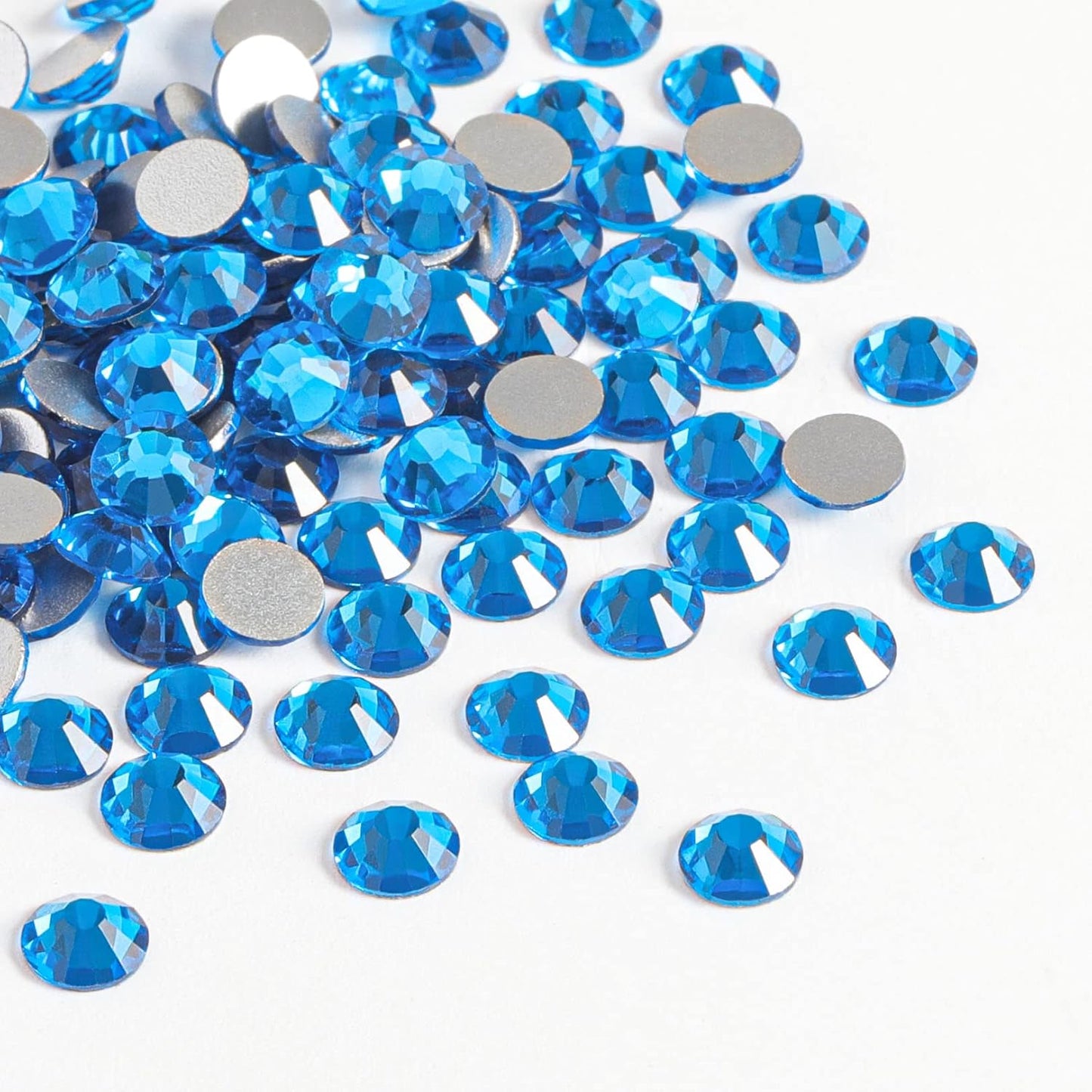 Beadsland 2880pcs Flat Back Crystal Rhinestones Round Gems for Nail Art and Craft Glue Fix,Capri Blue,SS4,1.5-1.7mm