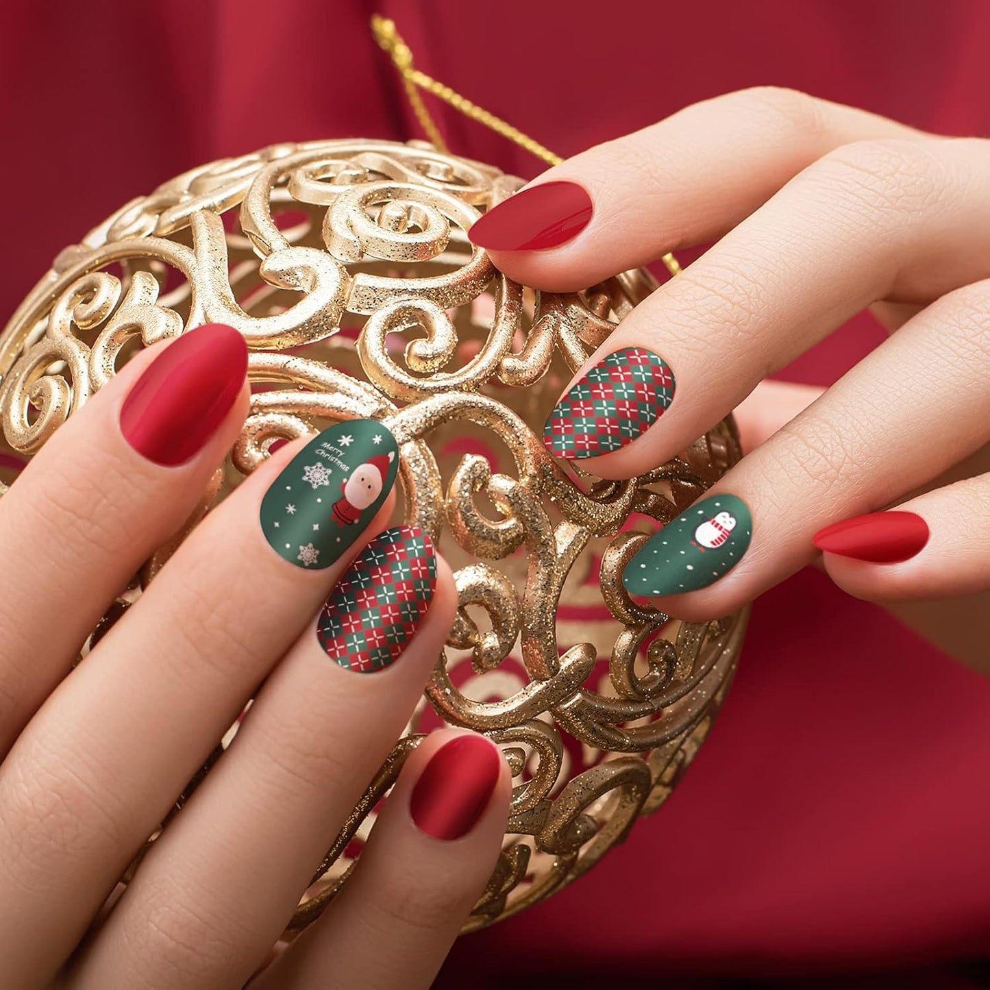 TailaiMei 14 Sheets Christmas Nail Wraps Stickers Nail Polish Strips Self-Adhesive Full Wraps with 2 pcs Nail Files for DIY Nail Art Decals (Gift Style)