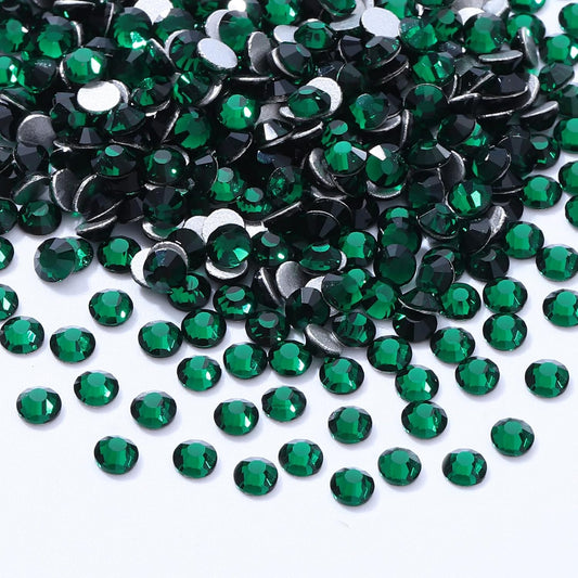 Green Flatback Rhinestones, Glass Rhinestones for Nail Art and Craft, Glue Fix, Loose Crystal Gemstones(Green, SS8, 2880pcs, 2.3-2.5mm)