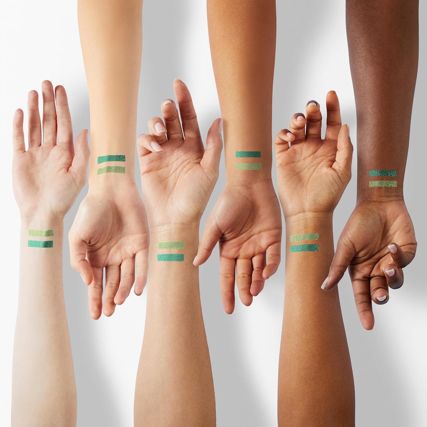 evpct 2Pcs Dark Light Emerald Green Glitter Liquid Eyeliner Makeup Sets Green Glitter Metallic Shimmer Eye Liner Pencil Liquid Eyeshadow for Women delineador con glitter de colores para ojos colores