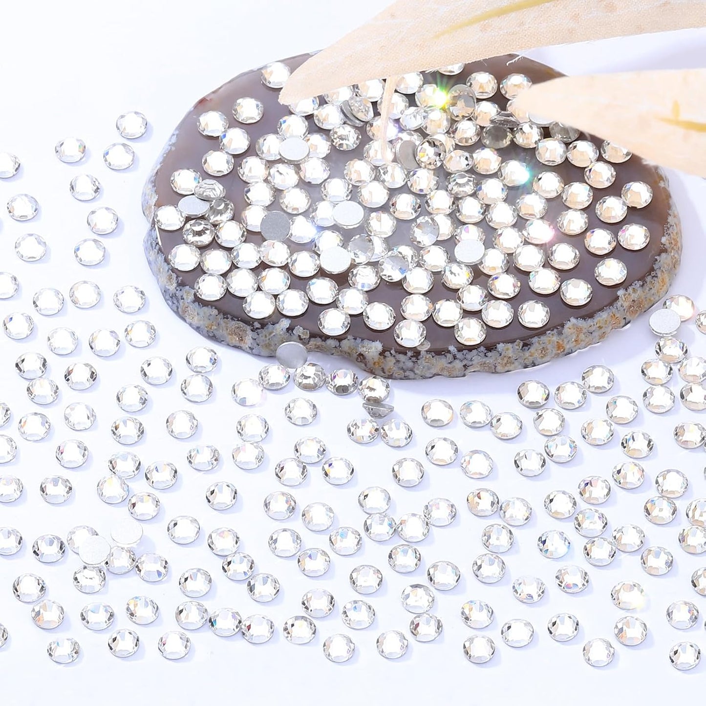 Crystal Clear Flatback Rhinestones, Glass Rhinestones for Nail Art and Craft, Glue Fix, Loose Crystal Gemstones(Crystal, SS16, 2880pcs, 3.8-4.0mm)