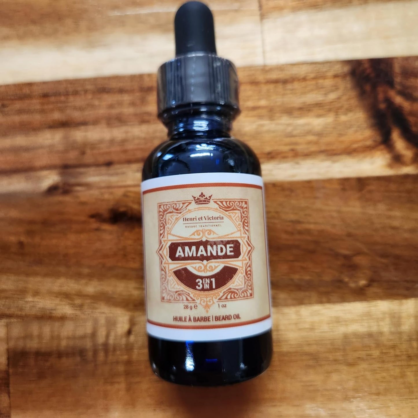 Beard Oil Amande Fragrance | Canadian Made by Skilled Artisan | Moisturizing, Non-Greasy, Natural Ingredients